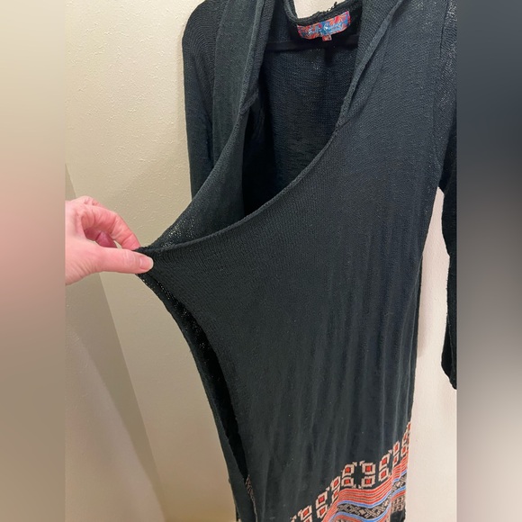 Chic Black Patterned Women's Cardigan - Picture 4 of 9